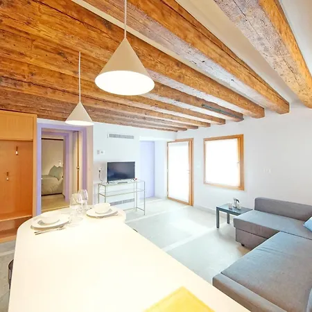 Dolcevita N 523 Apartment *